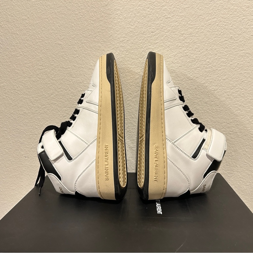 Saint Laurent LAX Mid Top leather sneakers, Size 38, New in Box - Picture 4 of 15